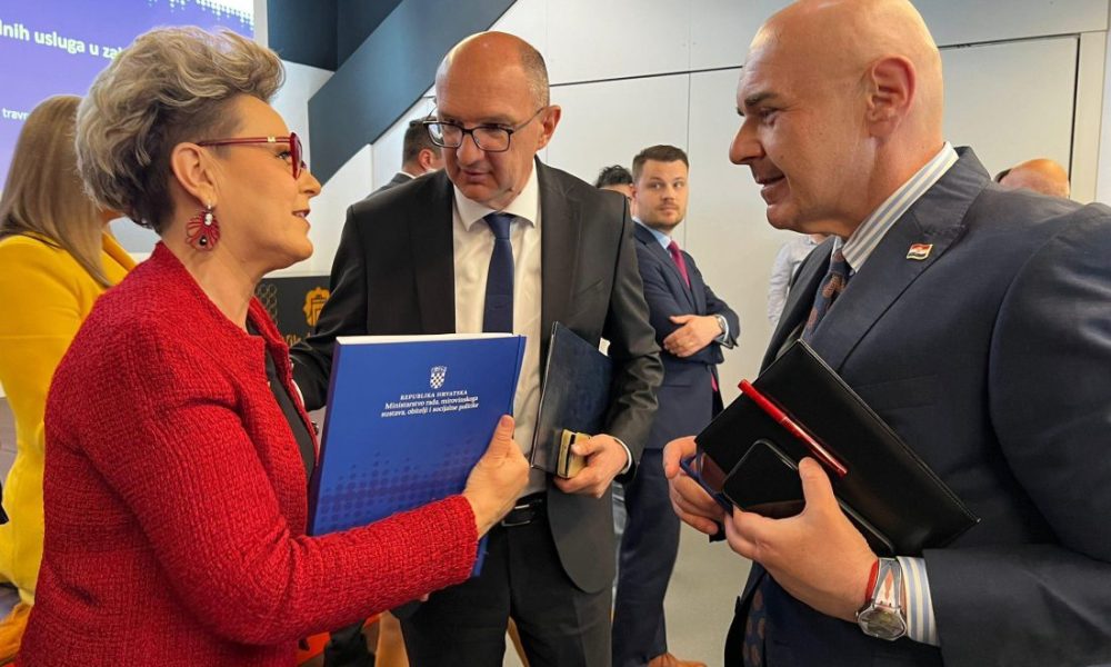 671855786_1382758320553109_3135795827620151112_n