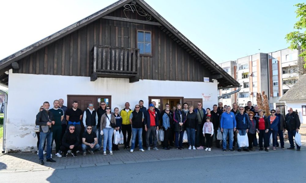 677200186_1411420517456140_2226799333264549748_n