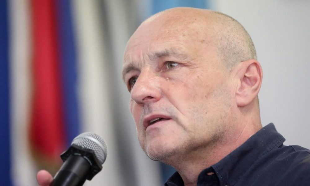 28.06.2022., Zagreb - Hrvatska mreza protiv siromastva dodijelila je nagradu "Svjetionik" novinarima koji na dostojanstven nacin izvjestavaju o siromastvu i socijalnoj iskljucenosti. U uvodnom dijelu skupa, govorili su predsjednik Hrvatske mreze protiv siromastva Nedjeljko Markovic, izaslanica gradonacelnika grada Zagreba i procelnica Gradskog ureda za socijalnu zastitu, zdravstvo, branitelje i osobe s invaliditetom Romana Galic i Tatjana Katkic Stanic, ravnateljica Zavoda za socijalni rad Ministarstva rada, mirovinskoga sustava, obitelji i socijalne politike. U panel raspravi o izvjestavanju sudjelovali su Boris Beck i Igor Kanizaj s Fakulteta politickih znanosti Sveucilista u Zagrebu, te Nino Zganec s Pravnog fakulteta Sveucilista u Zagrebu. Photo: Igor Kralj/PIXSELL