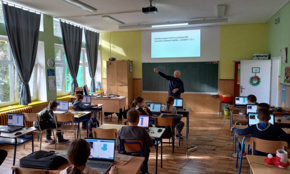 microbit-4OŠ_Val-4